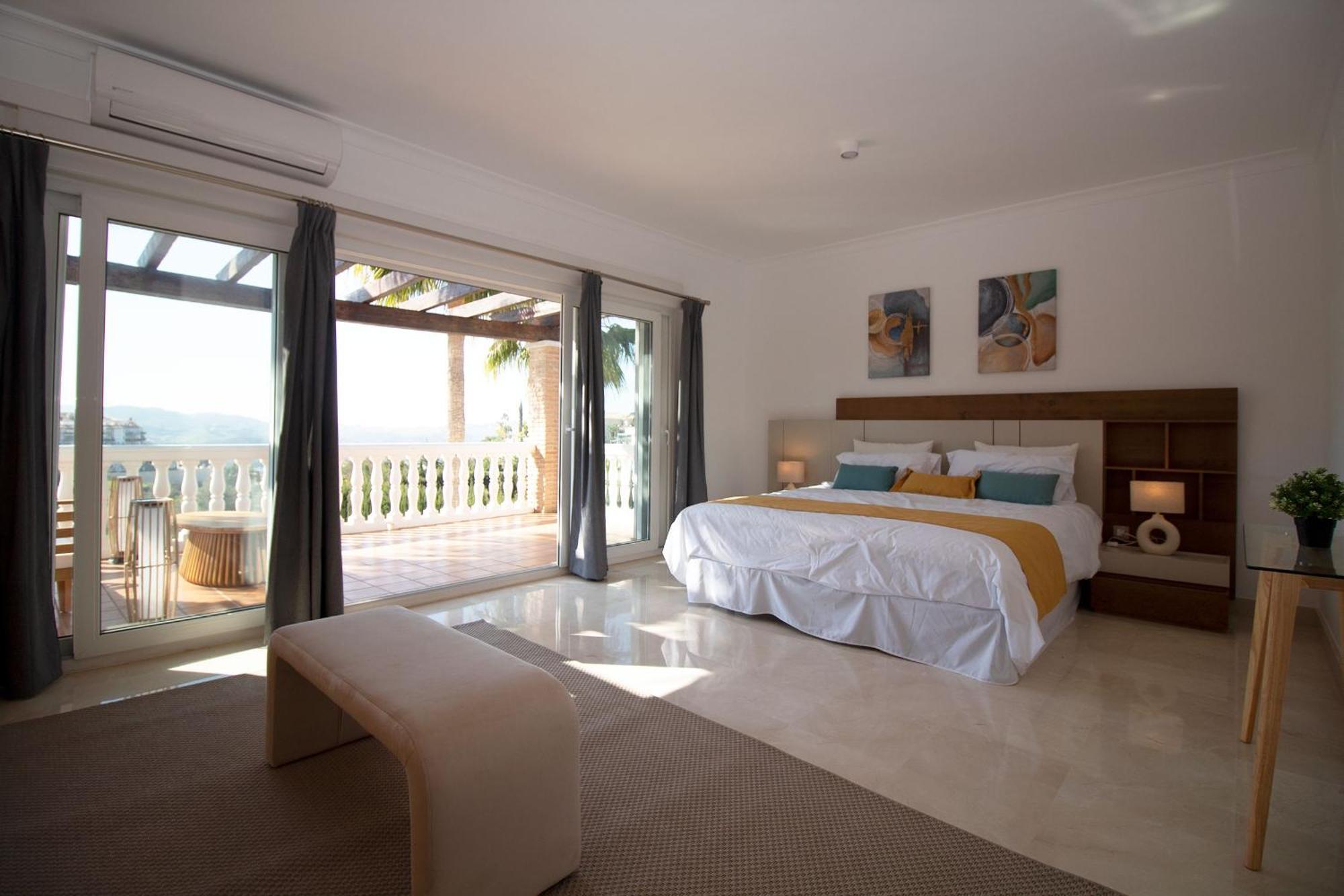 Paraiso Villa