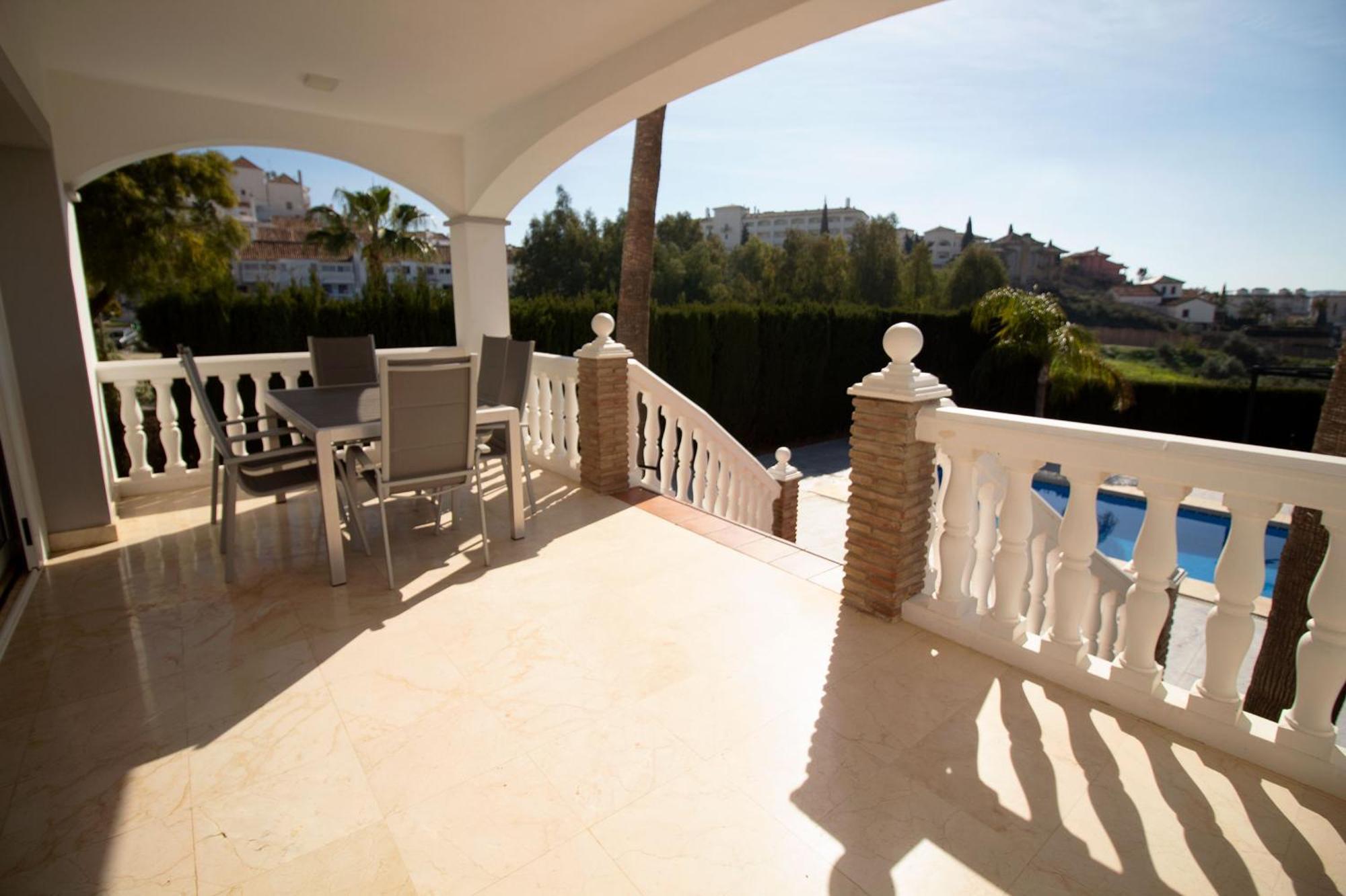 Paraiso Villa *